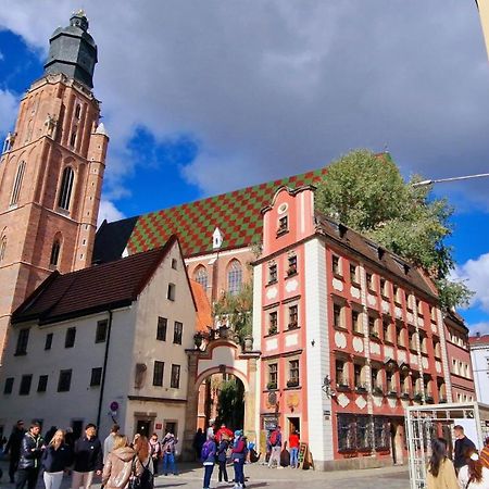 100 Steps From Rynek Apartment วรอตซวาฟ ภายนอก รูปภาพ